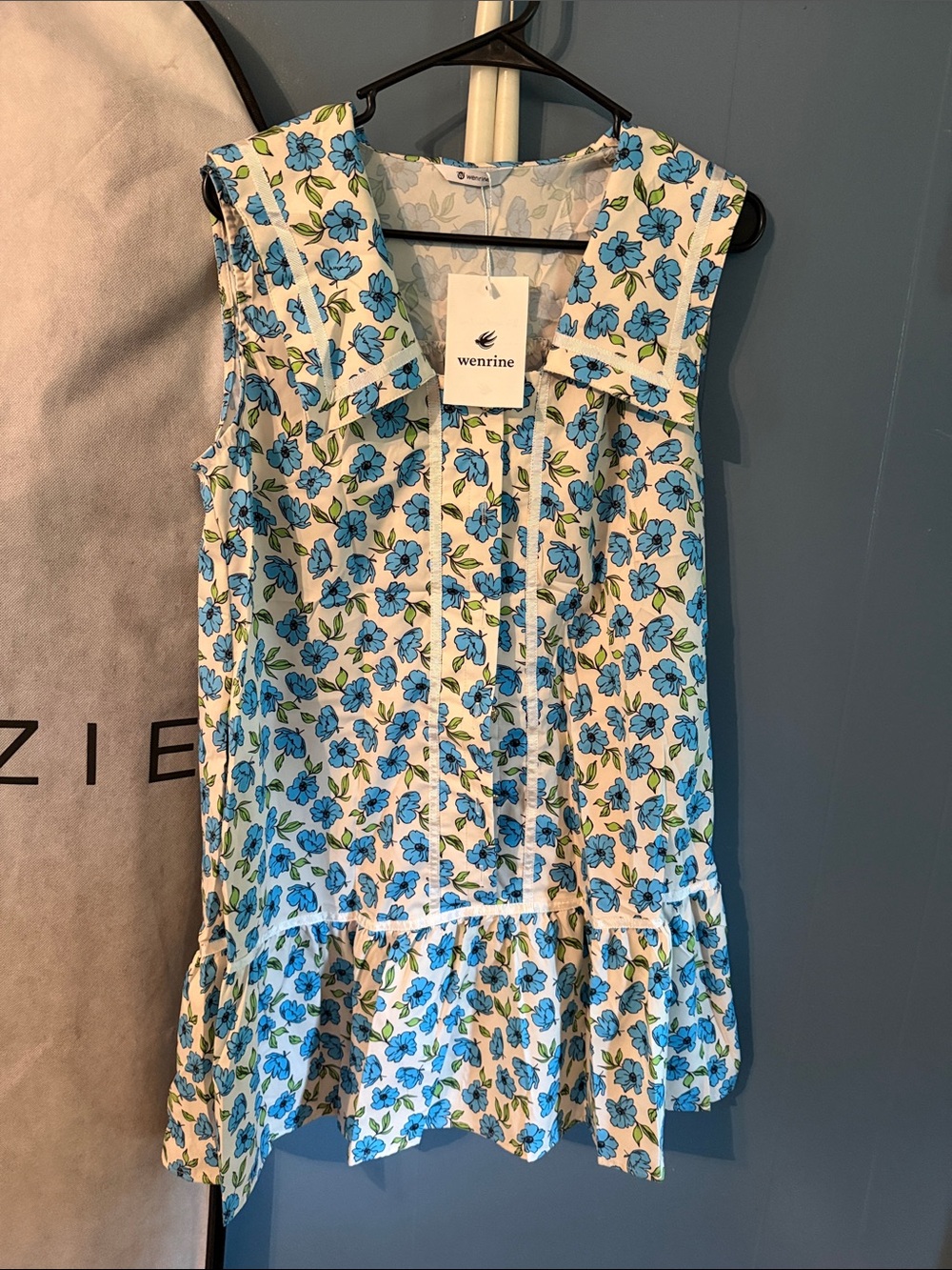 Wenrine Blue Floral Sleeveless Casual Dress